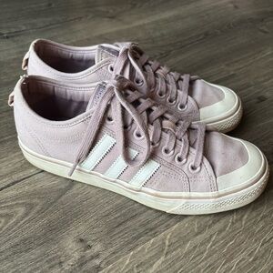 Adidas Nizza Lo Lilac Sneakers size 8.5
